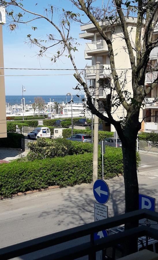 Apartament Stella Di Mare Rimini Zewnętrze zdjęcie